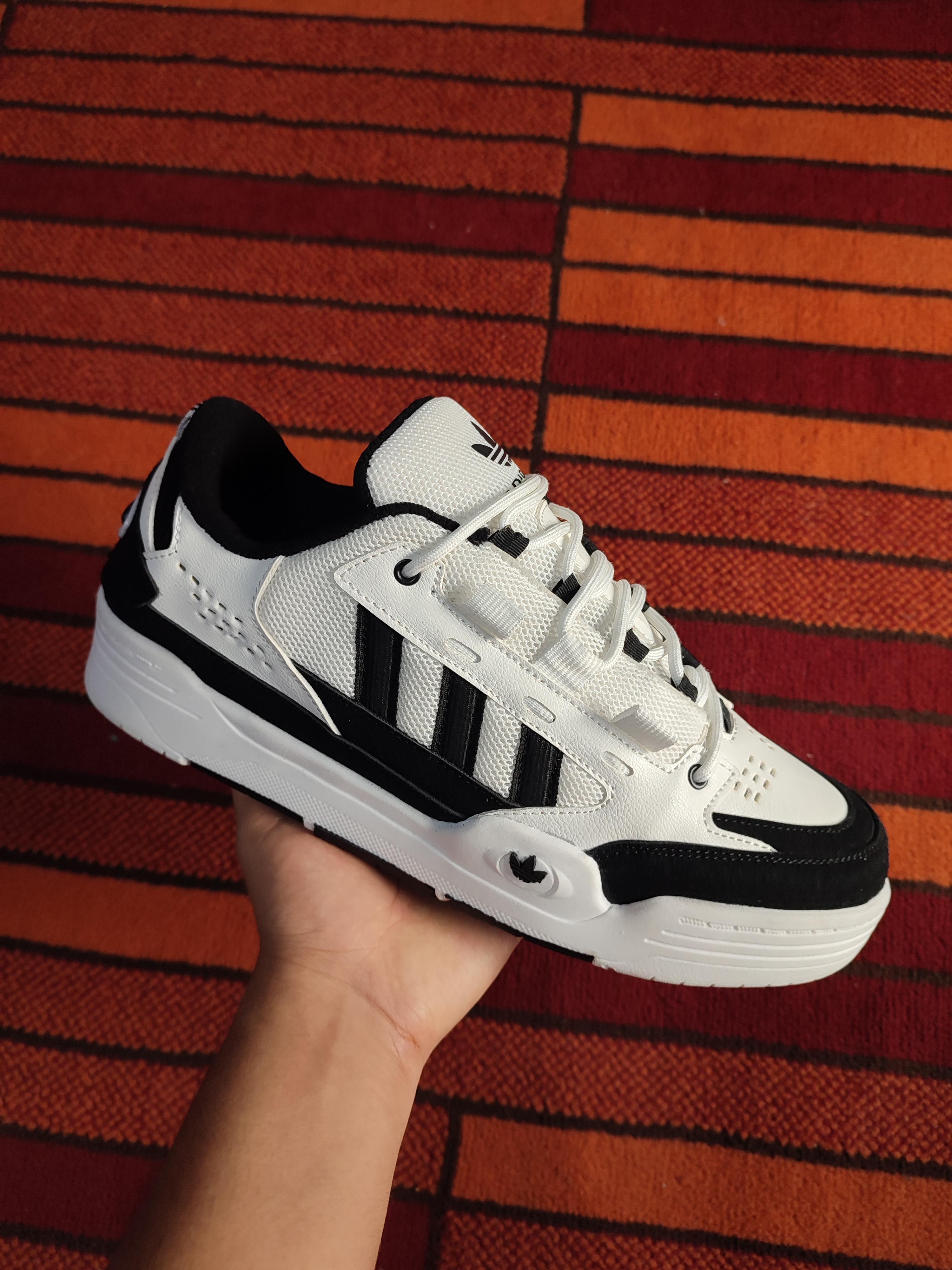 Zapatilla Adidas Adi2000 color blanco