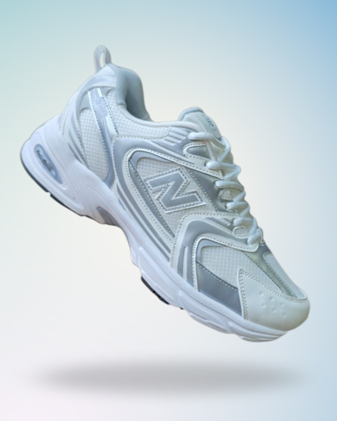 Zapatilla New Balance 530 color blanco plomo para hombre, tallas del 39 al 43