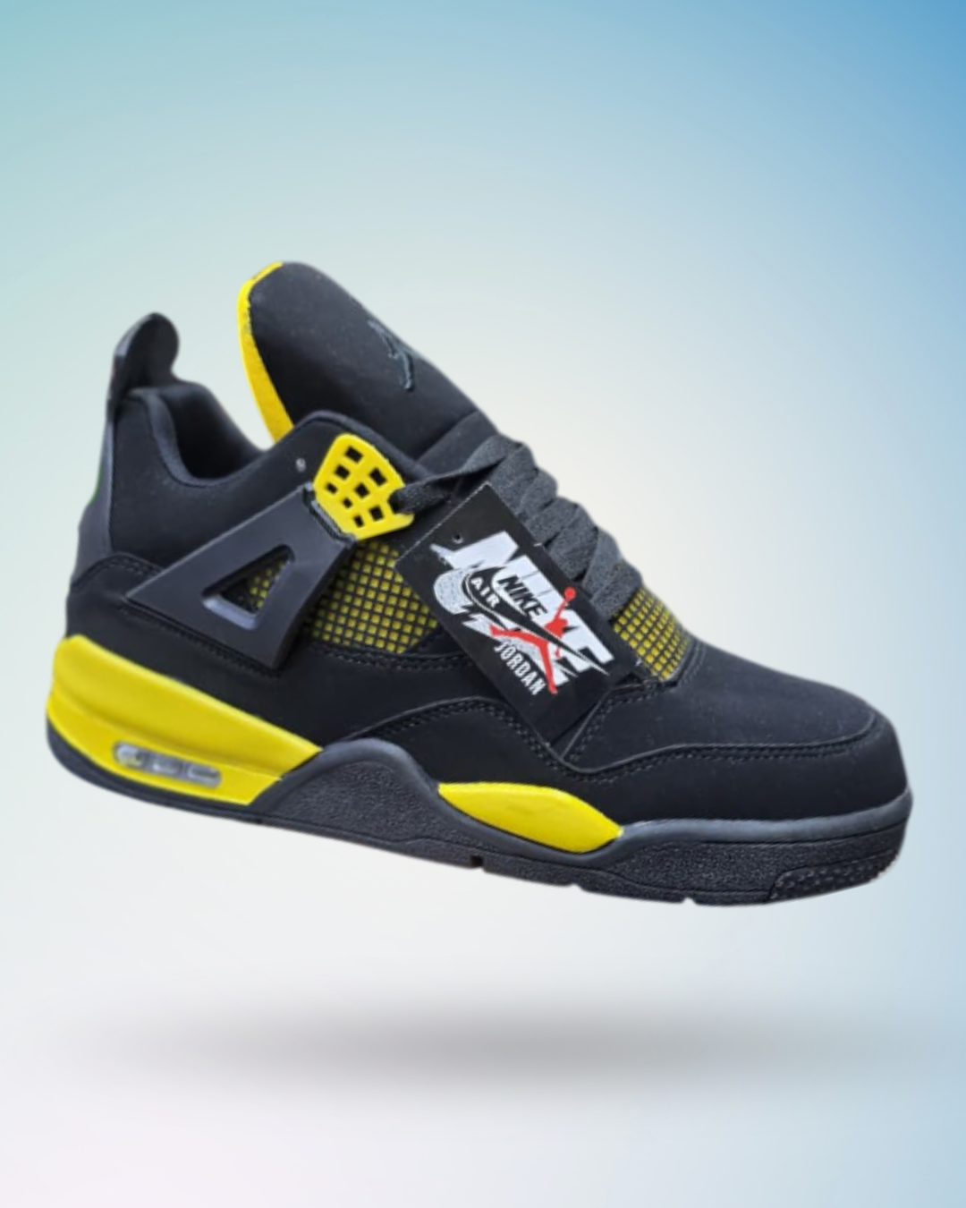 Air Jordan 4 Retro negro con amarillo